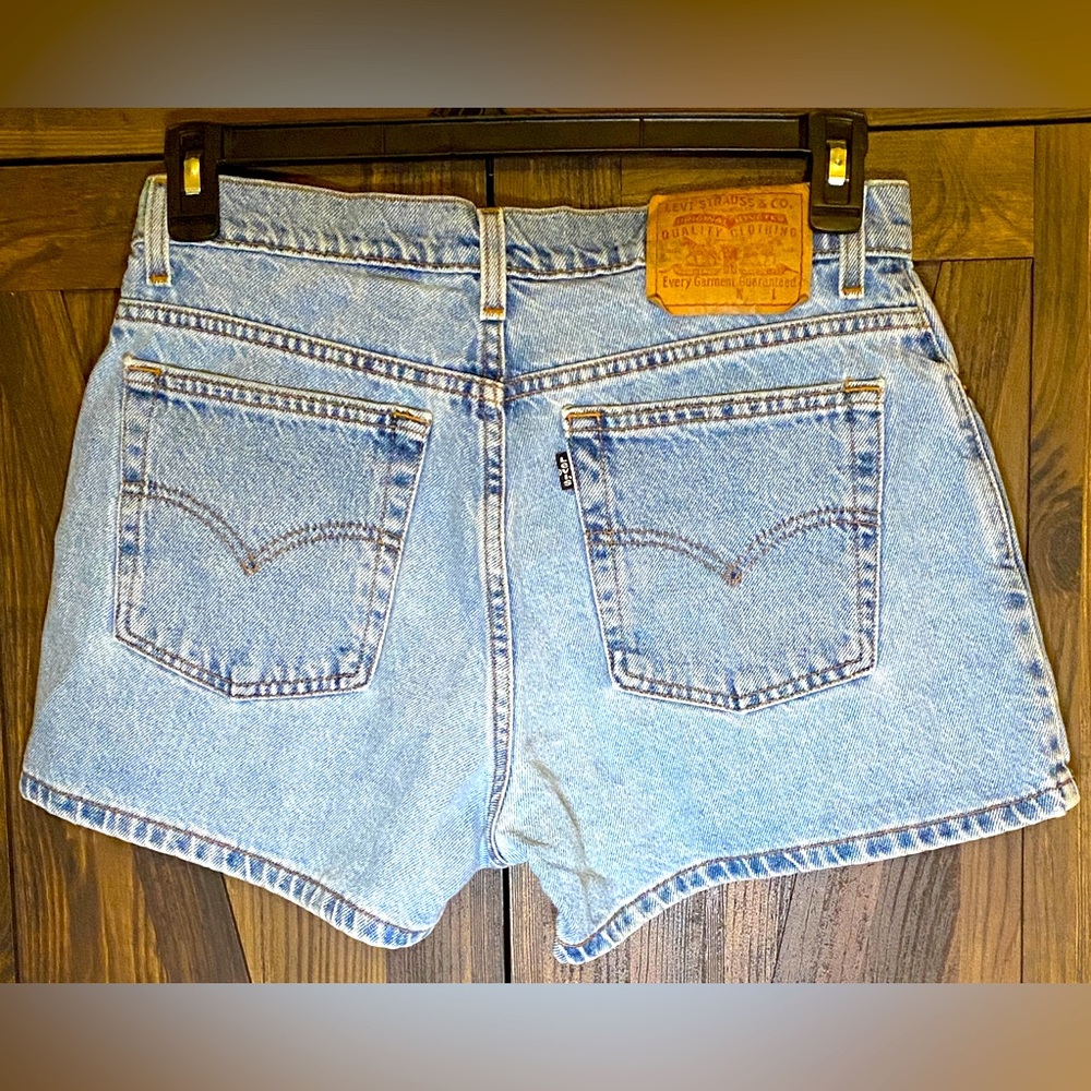 Y2K Levi's black label Denim Shorts - Women's